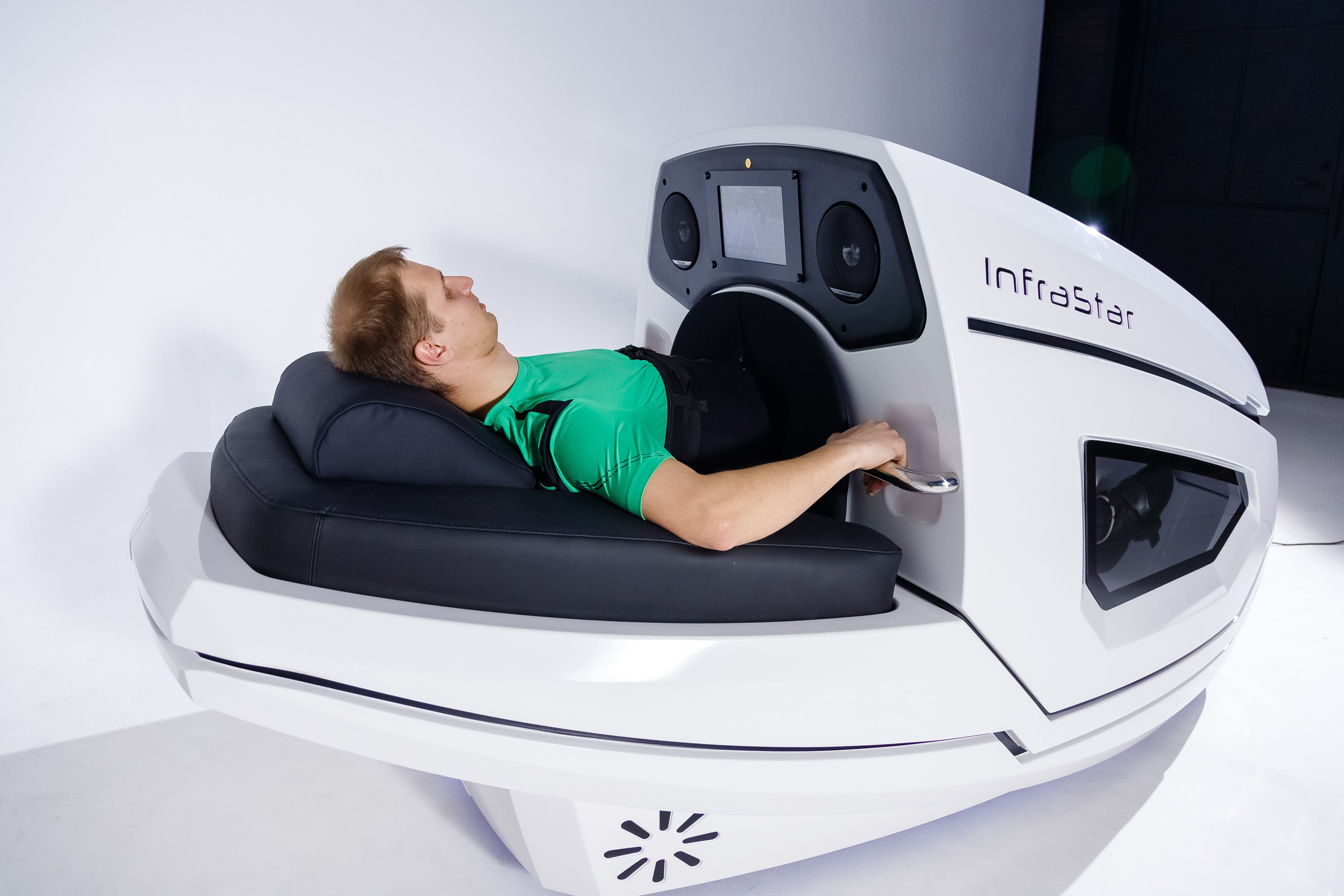 Cryonick (VacuActivus) InfraStar Cryotherapy Vacuum Bike
