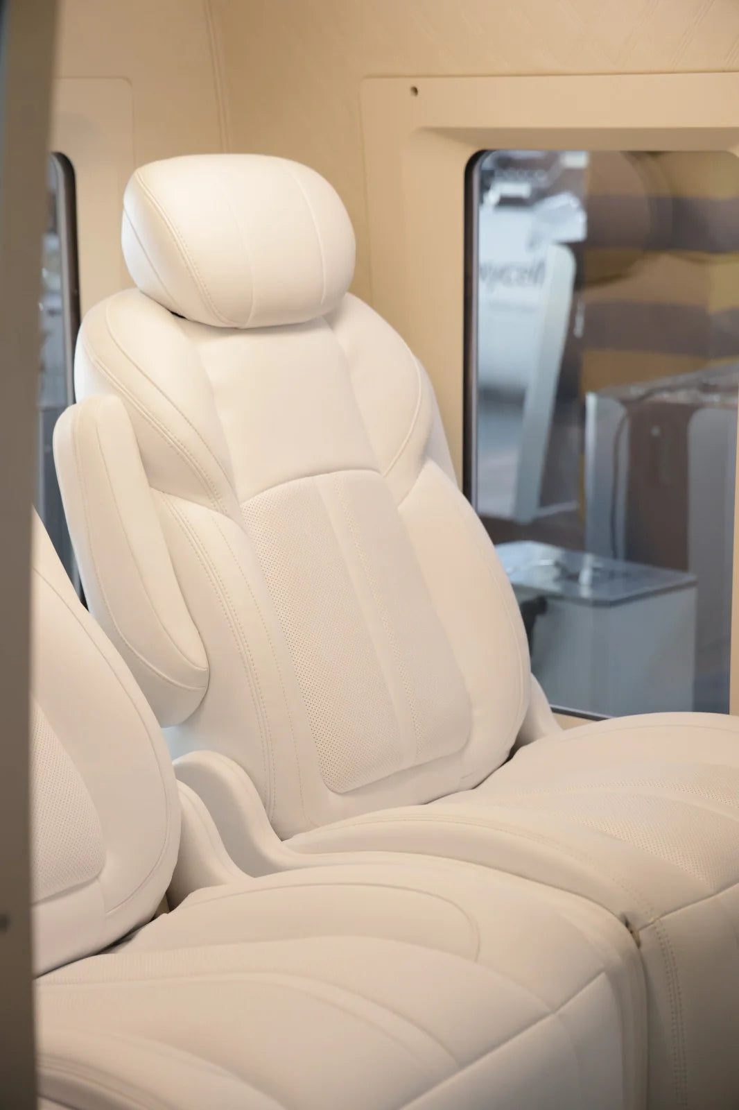 OxyPrime 6 Multiplace Hard-Shell Hyperbaric Oxygen Chamber